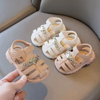 Congme Fashion Girls Batai Baby Toddler Kids Sandalai Korėjietiškas stilius Apsaugokite kojas Odiniai sandalai Širdis Minkšti princesės batai