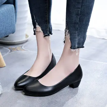Fashion Women Mid Heel Pumps 2023 Nauji moteriški batai Klasikiniai juodi storo kulno aukštakulniai Batai darbo moteriškiems bateliams