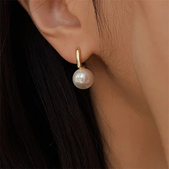 Nauji prancūziški išskirtiniai perlų imitacijos auskarai moterims Mados temperamentas Dangle auskarai Vestuvių vakarėlis Papuošalų aksesuarai